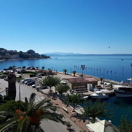 Nola * Podgora (Split-Dalmatia)